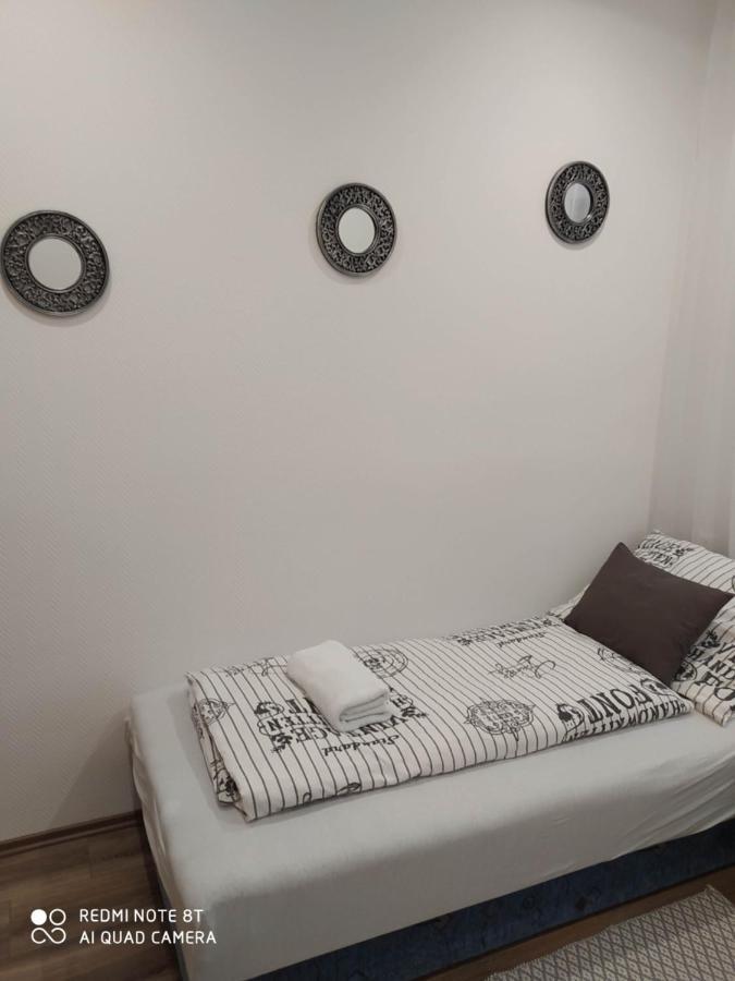 Evelyn Apartman Hajdúszoboszló Exterior foto